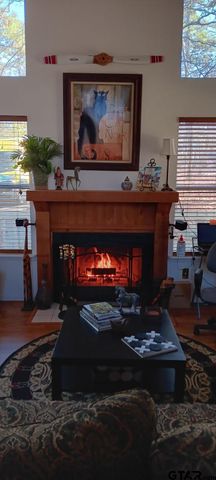 275 Wildwood Trail, Holly Lake Ranch, TX 75765