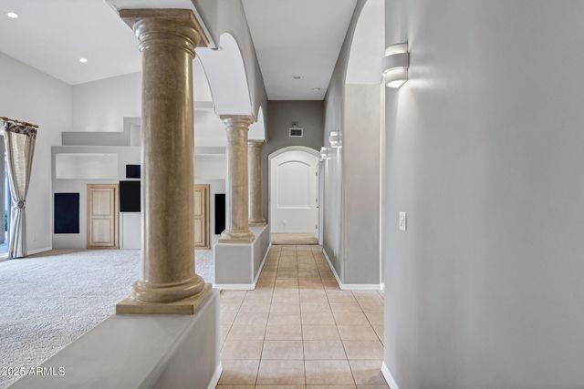 3819 E Ivyglen Street, Mesa, AZ 85205