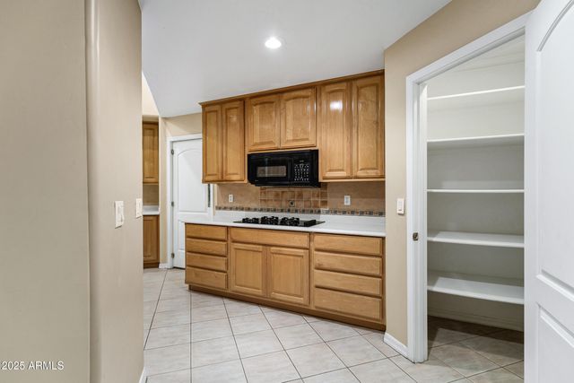 3819 E Ivyglen Street, Mesa, AZ 85205