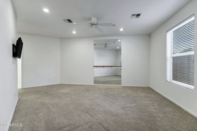 3819 E Ivyglen Street, Mesa, AZ 85205