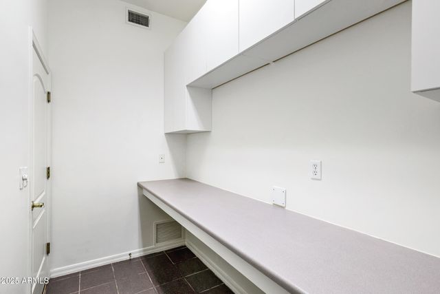 3819 E Ivyglen Street, Mesa, AZ 85205