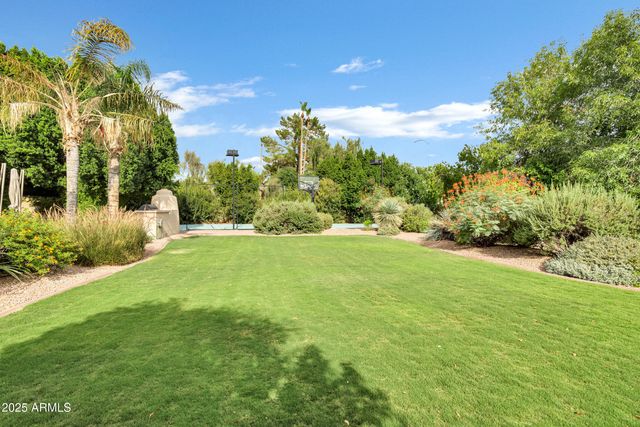 3819 E Ivyglen Street, Mesa, AZ 85205