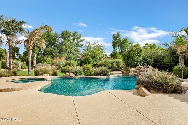 3819 E Ivyglen Street, Mesa, AZ 85205