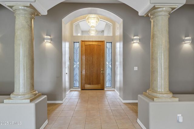 3819 E Ivyglen Street, Mesa, AZ 85205