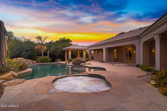 3819 E Ivyglen Street, Mesa, AZ 85205