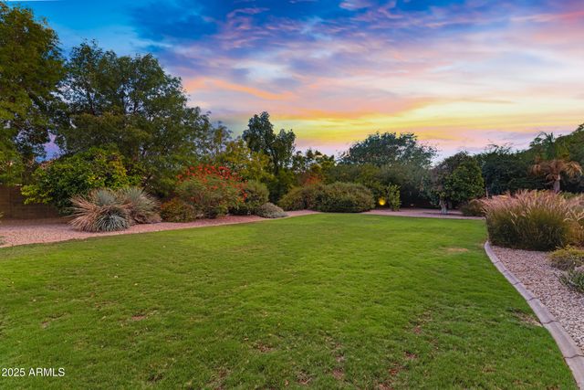 3819 E Ivyglen Street, Mesa, AZ 85205