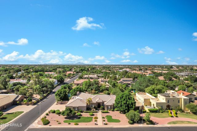 3819 E Ivyglen Street, Mesa, AZ 85205