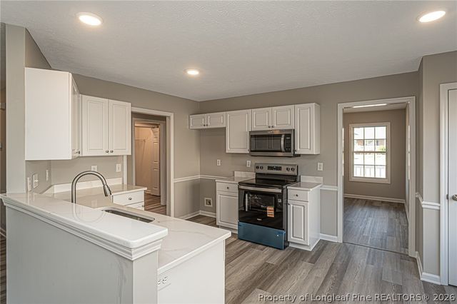 625 Creedmoore Circle, Hope Mills, NC 28348