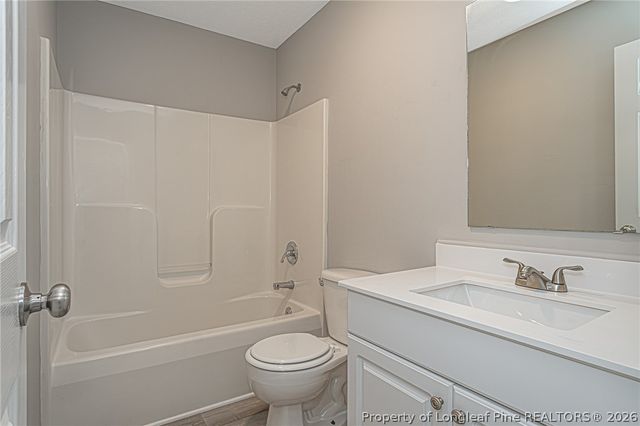 625 Creedmoore Circle, Hope Mills, NC 28348