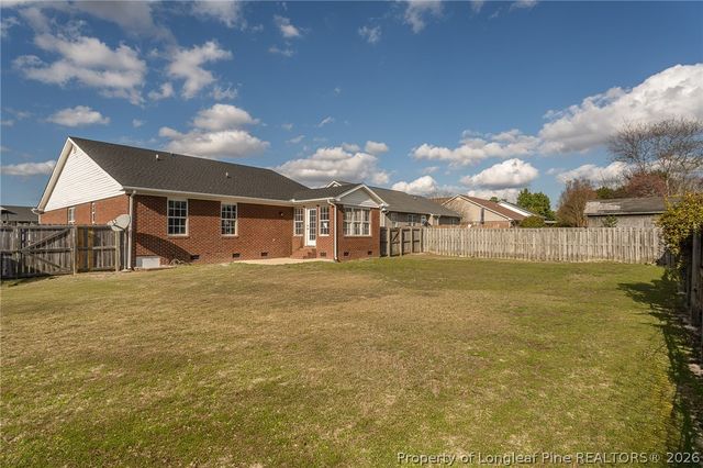 625 Creedmoore Circle, Hope Mills, NC 28348