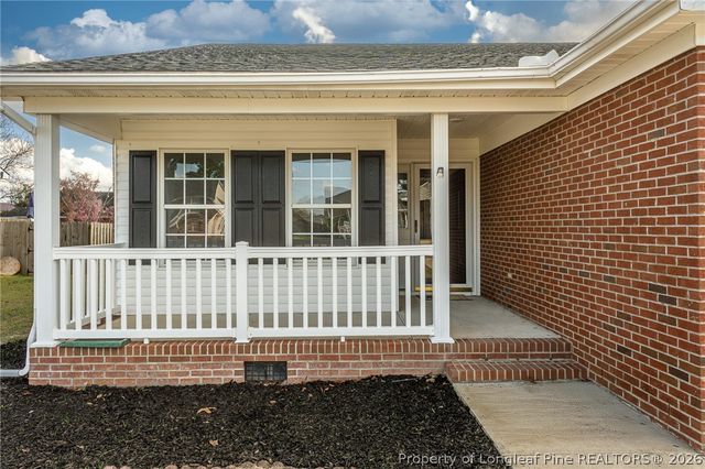 625 Creedmoore Circle, Hope Mills, NC 28348