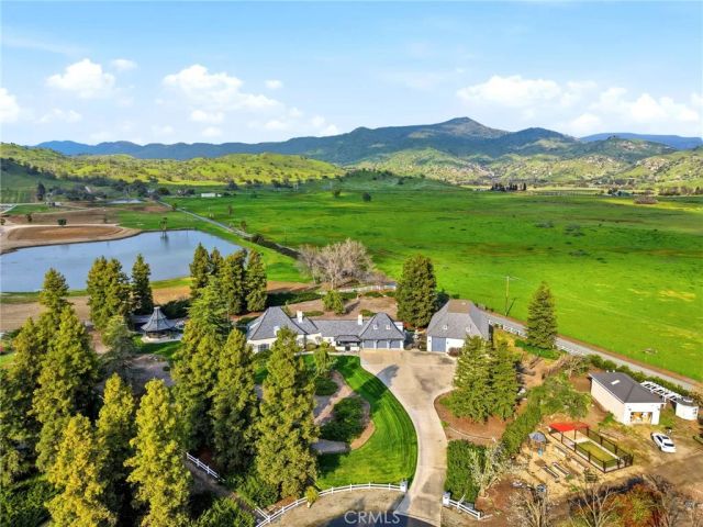 31311 Melanie Court, Springville, CA 93265