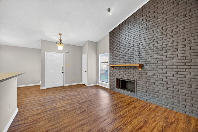 2724 Countryside Lane, Fort Worth, TX 76133