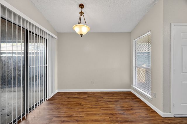 2724 Countryside Lane, Fort Worth, TX 76133