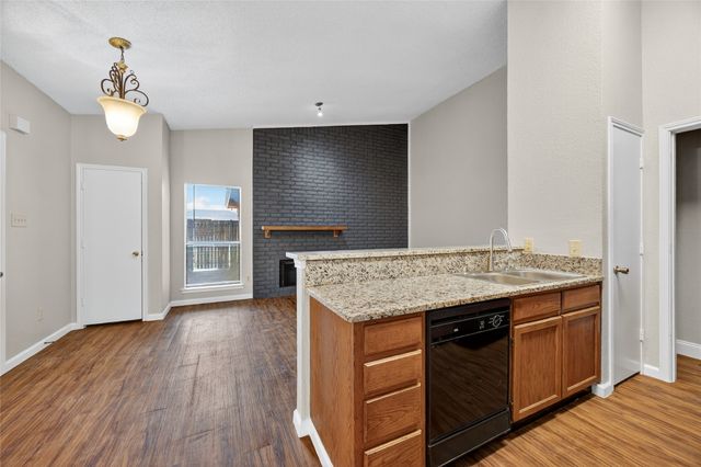 2724 Countryside Lane, Fort Worth, TX 76133