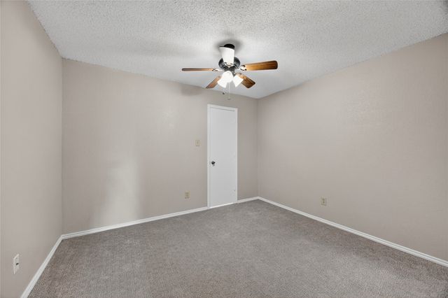 2724 Countryside Lane, Fort Worth, TX 76133