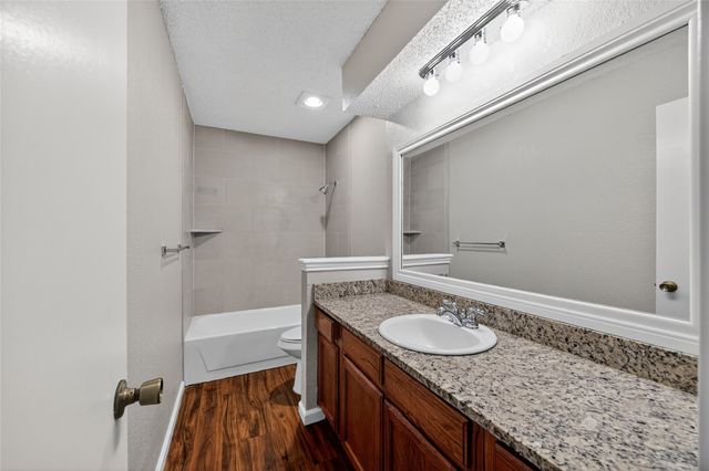 2724 Countryside Lane, Fort Worth, TX 76133