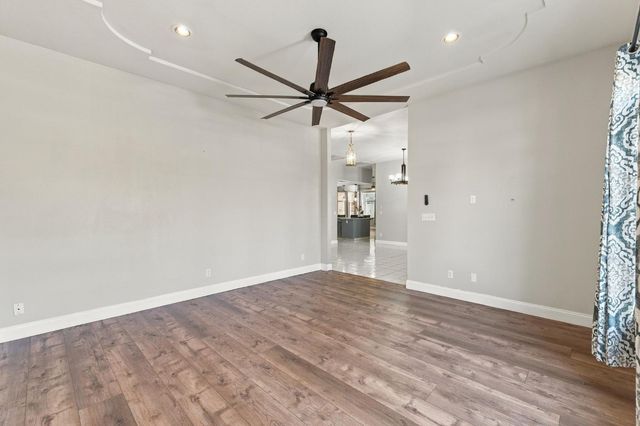 2074 Calimyrna Avenue, Clovis, CA 93611