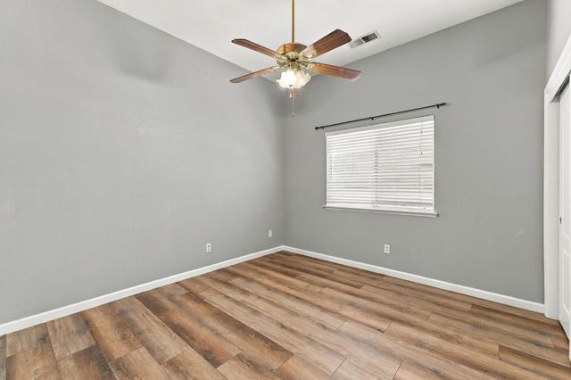 2074 Calimyrna Avenue, Clovis, CA 93611