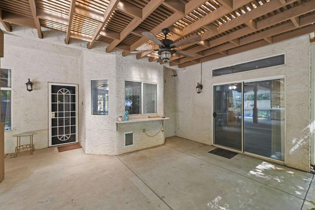 2074 Calimyrna Avenue, Clovis, CA 93611