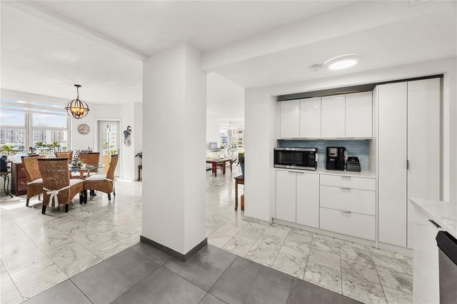 1950 S Ocean Drive 5, Hallandale Beach, FL 33009