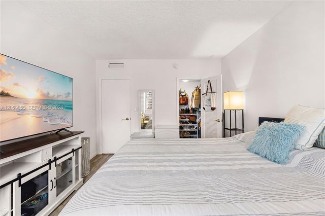 1950 S Ocean Drive 5, Hallandale Beach, FL 33009