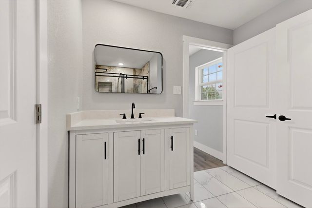 6060 County Road 166, Kaufman, TX 75142