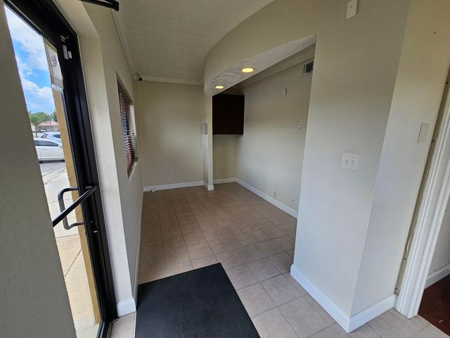 202 S Main Street, Crestview, FL 32536