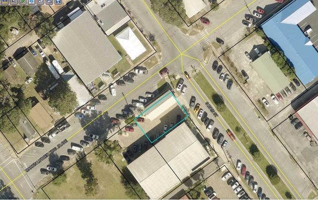 202 S Main Street, Crestview, FL 32536