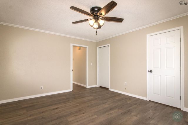 2321 FANNIN STREET, Vernon, TX 76384