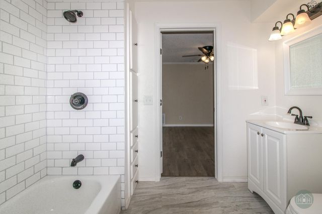 2321 FANNIN STREET, Vernon, TX 76384