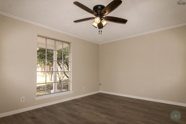 2321 FANNIN STREET, Vernon, TX 76384