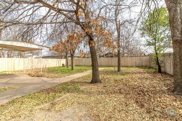 2321 FANNIN STREET, Vernon, TX 76384