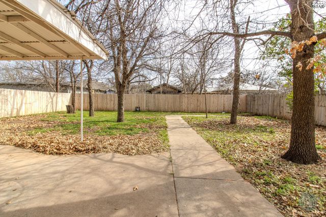 2321 FANNIN STREET, Vernon, TX 76384