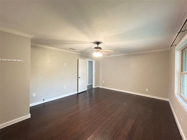 110 Goodman Street, Sulphur Springs, TX 75482