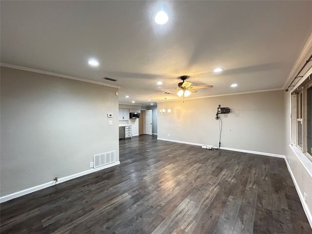 110 Goodman Street, Sulphur Springs, TX 75482