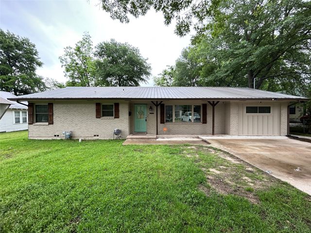 110 Goodman Street, Sulphur Springs, TX 75482