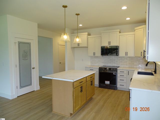 499 Mount Lebanon Church Road, Greer, SC 29651