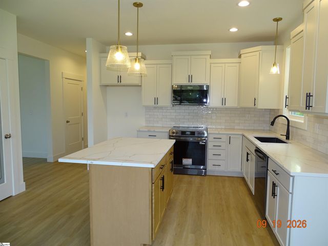 499 Mount Lebanon Church Road, Greer, SC 29651