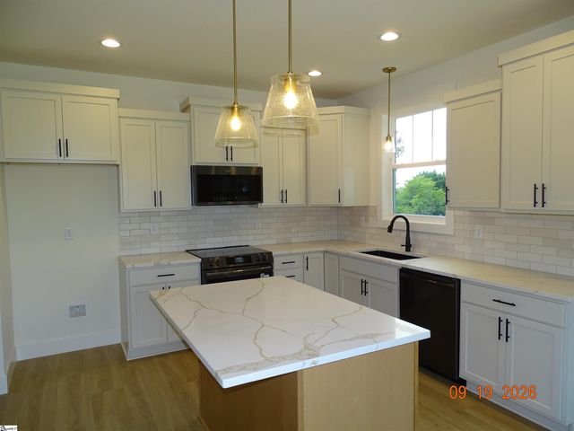499 Mount Lebanon Church Road, Greer, SC 29651