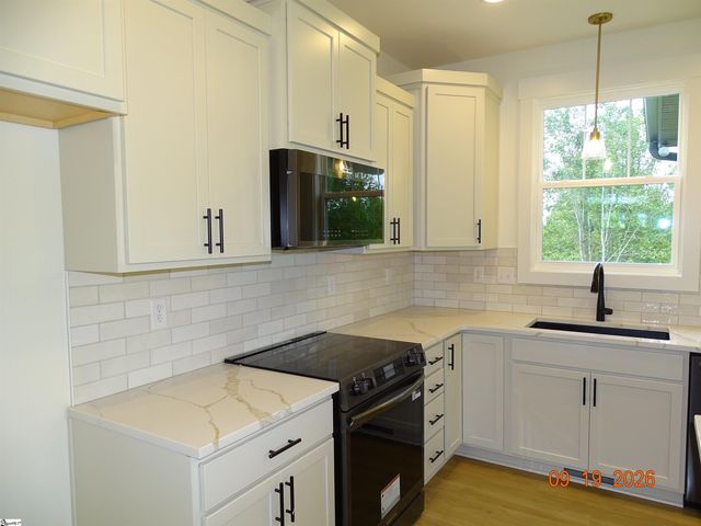 499 Mount Lebanon Church Road, Greer, SC 29651