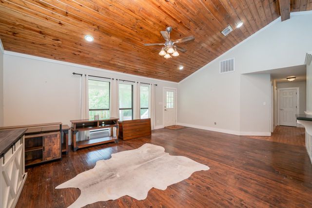 175 PR 4040, Gilmer, TX 75644