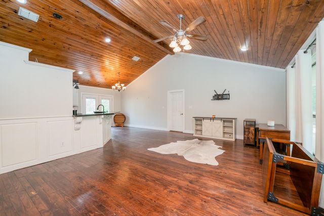 175 PR 4040, Gilmer, TX 75644