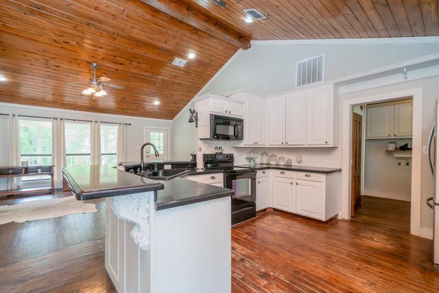 175 PR 4040, Gilmer, TX 75644