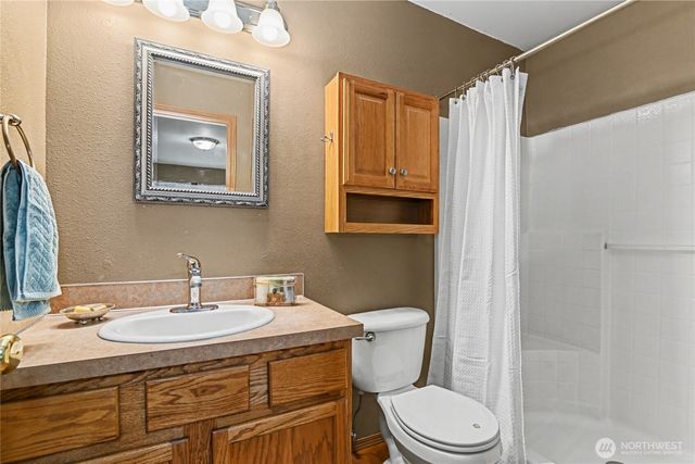 2442 Crestridge Drive NW, Olympia, WA 98502