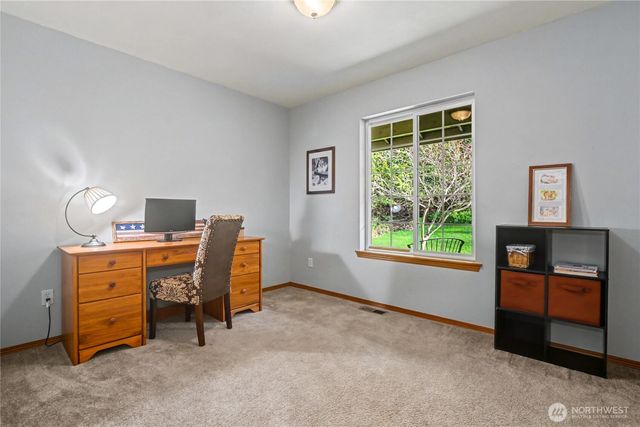 2442 Crestridge Drive NW, Olympia, WA 98502