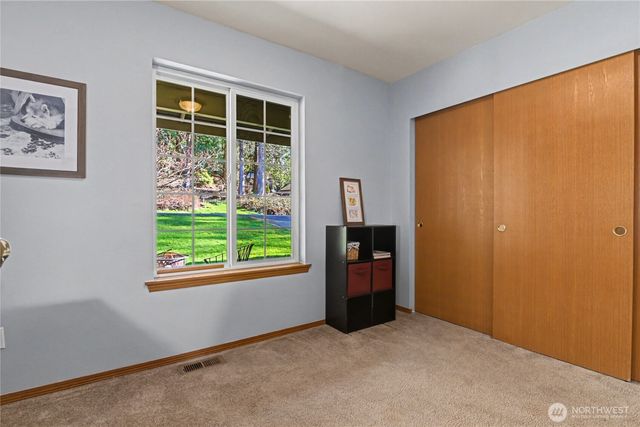 2442 Crestridge Drive NW, Olympia, WA 98502