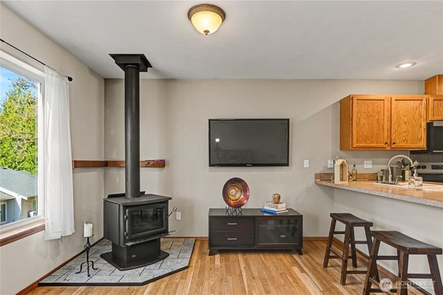 2442 Crestridge Drive NW, Olympia, WA 98502