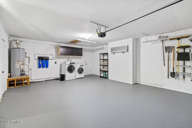 26 W ERIE Drive, Tempe, AZ 85282
