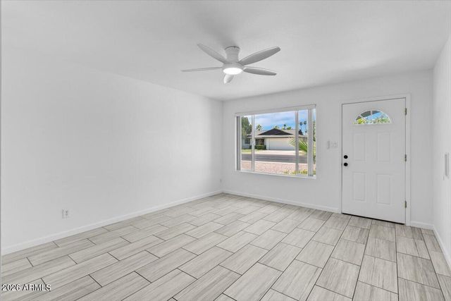 26 W ERIE Drive, Tempe, AZ 85282